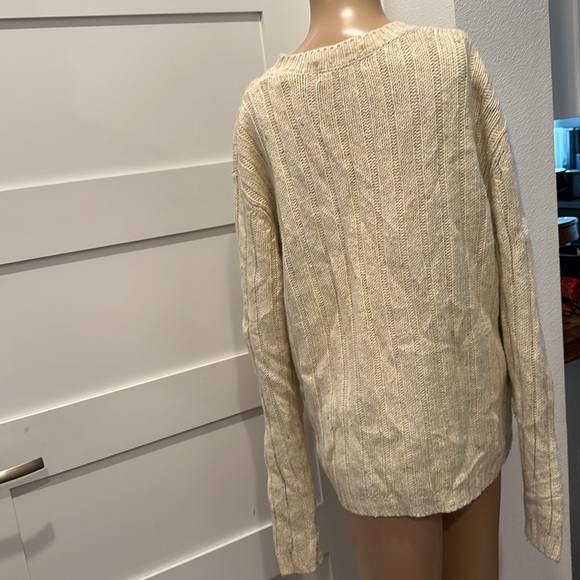 True Mark V-Neck Cable Knit Sweater - Picture 5 of 11